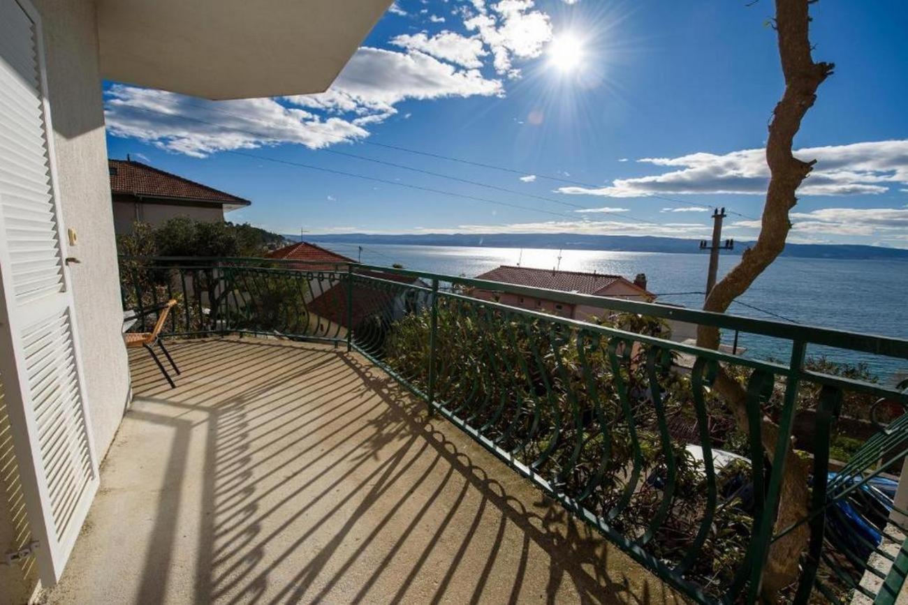 Apartments By The Sea Suhi Potok, Omis - 14555 Йесенице Екстериор снимка