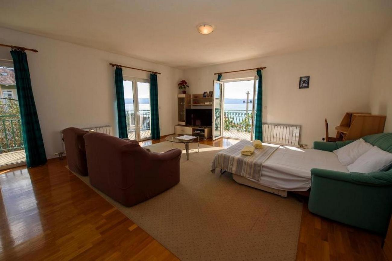 Apartments By The Sea Suhi Potok, Omis - 14555 Йесенице Екстериор снимка